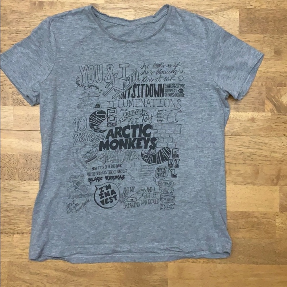 Fitted Arctic Monkeys Tee Shirt Women’s Small